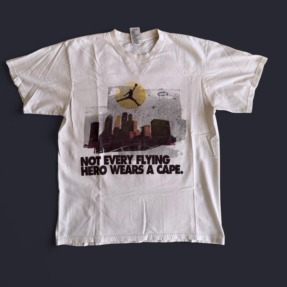 Retro Y2k Air Jordan brand white Jumpman t-shirt Large Superhero‎
